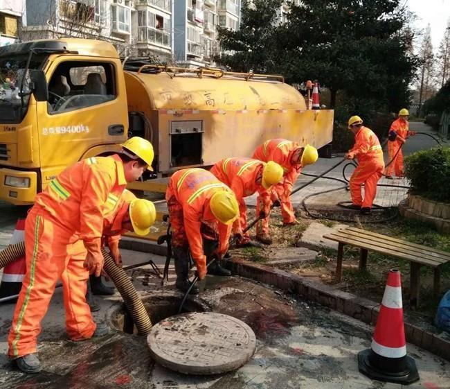 布尔津市政管道清淤