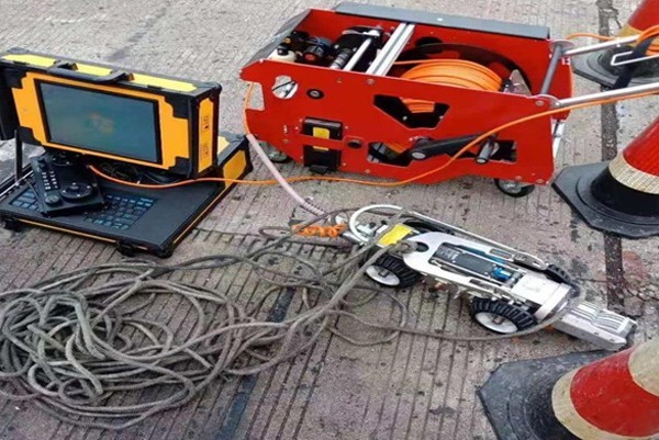 布尔津CCTV管道检测机器人